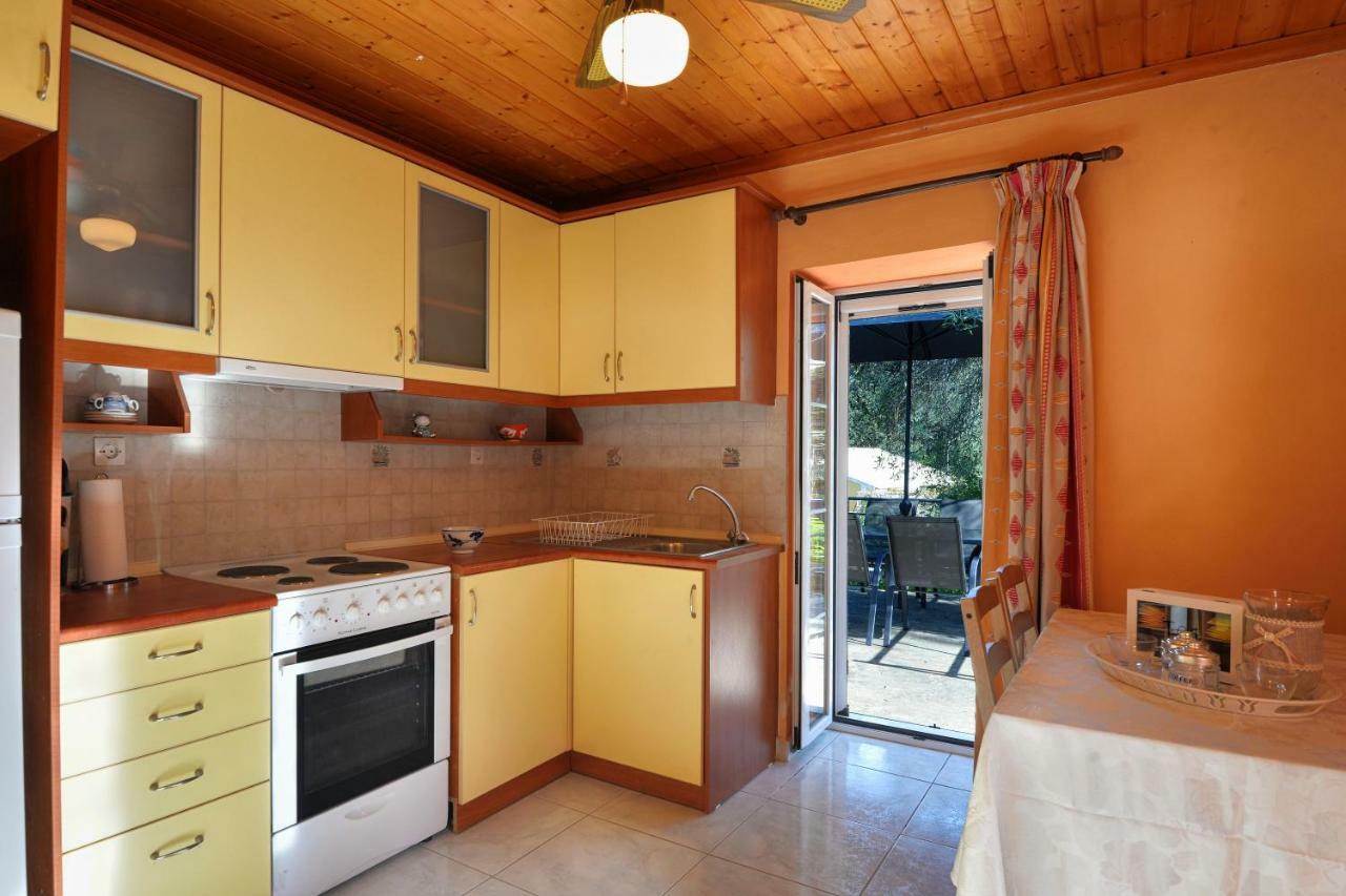 Mikroulis Residence Mastoratika Dış mekan fotoğraf